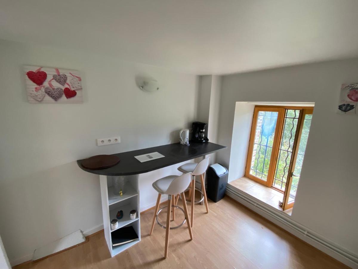 Appartement Village Medieval Parnac  Ngoại thất bức ảnh